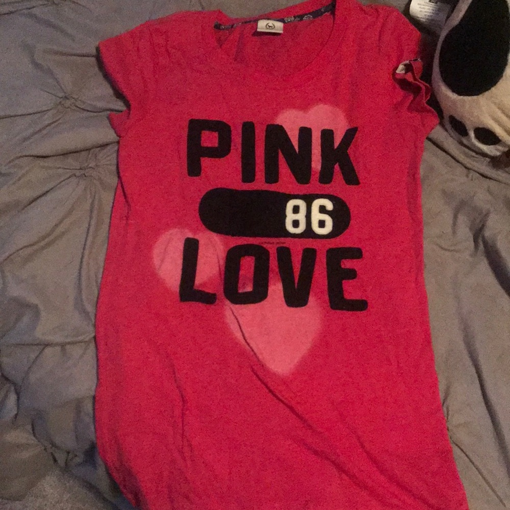 EUC VS PINK top